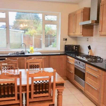 Leybourne Villa Борнмът Екстериор снимка