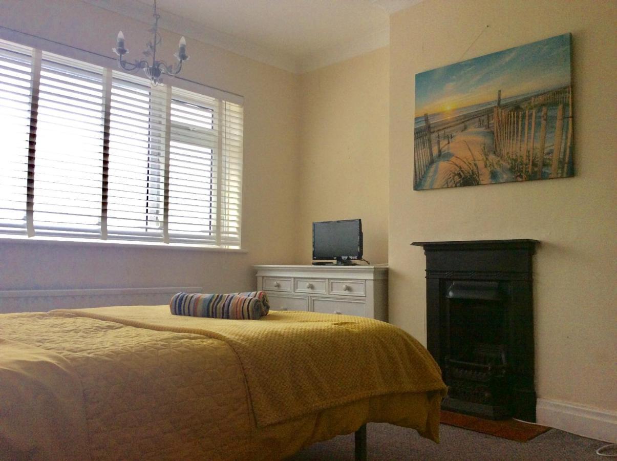 Leybourne Villa Борнмът Екстериор снимка